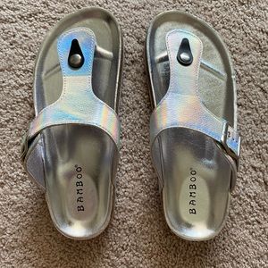 IRIDESCENT HOLOGRAPHIC SANDALS size 8 W